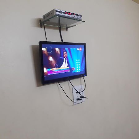 Hotel Gourav Palace Shirdi Buitenkant foto